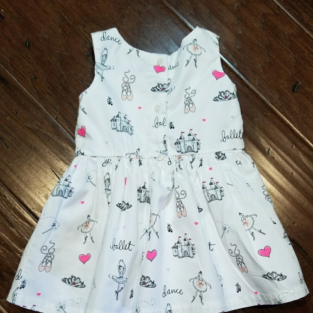 Lovely girls dress - Picture 3 of 6